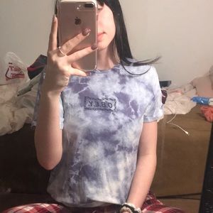 Obey tee